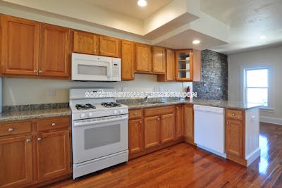 South Boston 1 Bed 1 Bath Boston - $2,500 No Fee