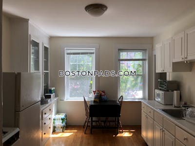 Cambridge 2 Bed, 1 Bath Unit  Central Square/cambridgeport - $3,450 No Fee