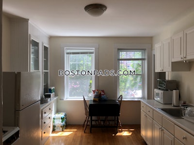 Cambridge 2 Bed, 1 Bath Unit  Central Square/cambridgeport - $3,450 No Fee