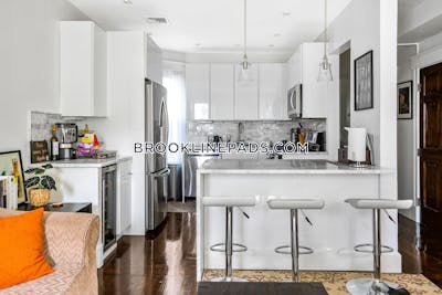 Brookline 2 Beds Longwood Area Brookline  Longwood Area - $3,600 50% Fee