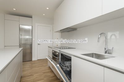 Somerville 1 Bed 1 Bath  Winter Hill - $2,800