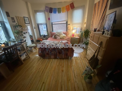 Mission Hill Apartment for rent 3 Bedrooms 1 Bath Boston - $4,500 No Fee