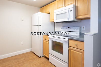 Cambridge 2 Beds No Bath  Central Square/cambridgeport - $3,505