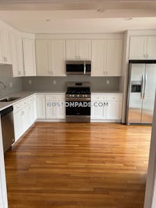 Allston/brighton Border 4 Beds 2 Baths Boston - $4,000 No Fee