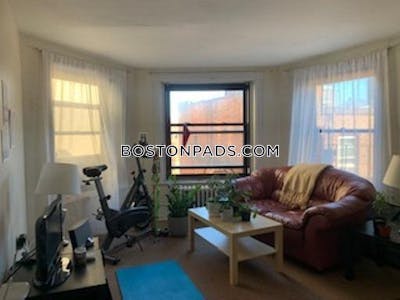 Back Bay Apartment for rent 2 Bedrooms 1 Bath Boston - $3,100