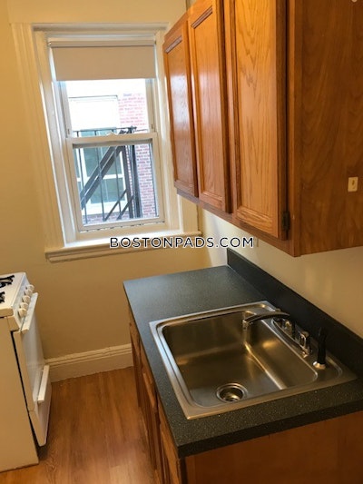 Fenway/kenmore Apartment for rent Studio 1 Bath Boston - $2,350 50% Fee