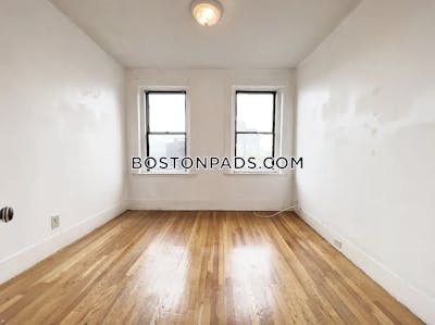 Beacon Hill Nice 2 Bed 1 Bath available 11/1 on Myrtle St. in Beacon Hill  Boston - $2,800