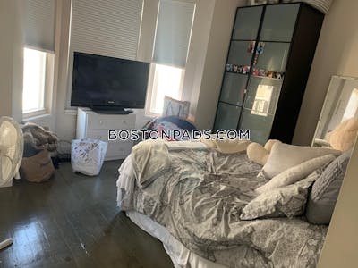 Dorchester/south Boston Border Apartment for rent 3 Bedrooms 3 Baths Boston - $3,600