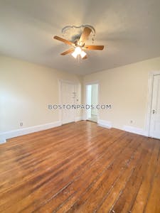 Brookline Apartment for rent 1 Bedroom 1 Bath Brookline Hills - $2,750 No Fee