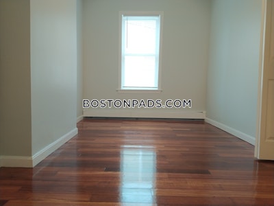 Dorchester/south Boston Border Apartment for rent 3 Bedrooms 1 Bath Boston - $3,696 No Fee