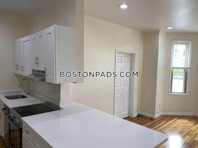 Fenway/kenmore 2 Beds 1 Bath Boston - $3,800 No Fee