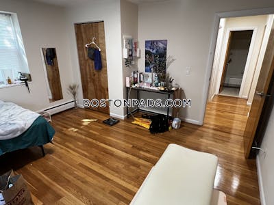 Brookline Apartment for rent 2 Bedrooms 1 Bath  Coolidge Corner - $3,500 No Fee