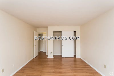 Milford Apartment for rent 2 Bedrooms 1 Bath - $2,200