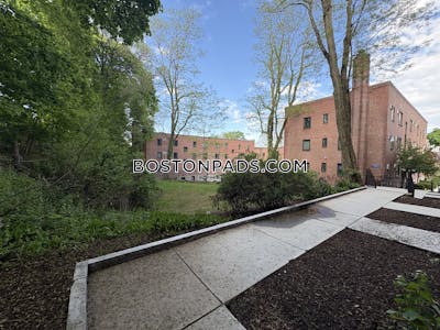 Brookline 2 bedroom 1 baths in BROOKLINE- COOLIDGE CORNER Coolidge Corner - $3,655 No Fee