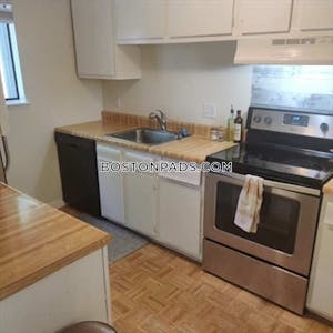 Natick 2 bedroom 1 baths in NATICK - $2,950