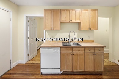 Cambridge Apartment for rent 4 Bedrooms 2 Baths  Central Square/cambridgeport - $3,650 No Fee