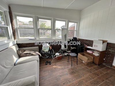 Brighton 4.5 Beds 2 Baths Boston - $5,000
