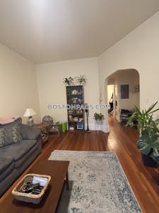 Brookline Apartment for rent 1 Bedroom 1 Bath  Coolidge Corner - $2,800 No Fee