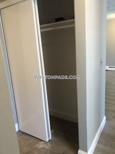 Watertown Newly updated and renovated 2 bed 1 bath Located on Main street in Watertown - $2,700 No Fee