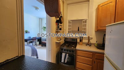 Back Bay Apartment for rent Studio 1 Bath Boston - $2,000 No Fee