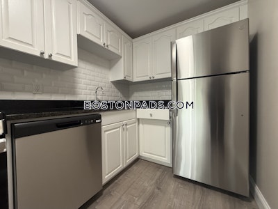 Billerica 2 bedroom 1 baths in BILLERICA - $2,425 No Fee