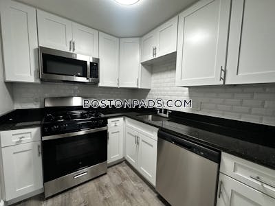 Billerica 2 bedroom 1 baths in BILLERICA - $2,400 No Fee