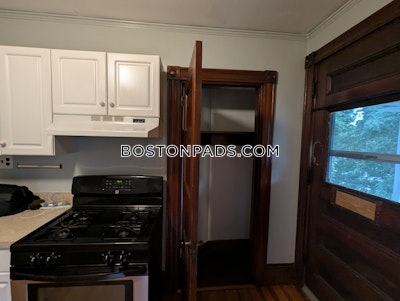 Roslindale Apartment for rent 1 Bedroom 1 Bath Boston - $2,450 No Fee