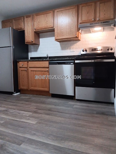 Leominster 1 bedroom 1 baths in Leominster - $1,725 No Fee