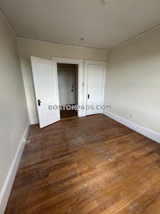 Somerville Apartment for rent 3 Bedrooms 1 Bath  Spring Hill - $3,200 No Fee