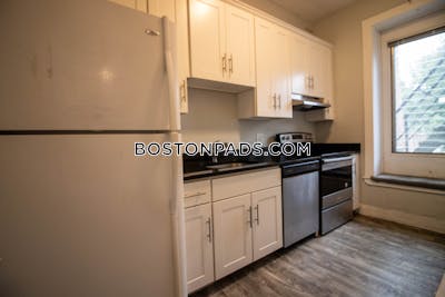 Brookline Apartment for rent 2 Bedrooms 2.5 Baths Beaconsfield - $4,500 No Fee
