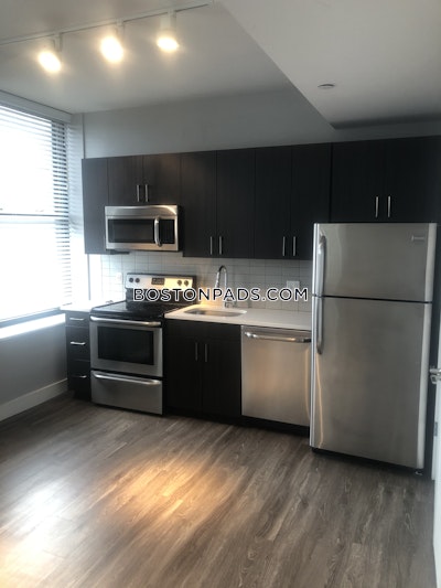 Lynn 1 Bed 1 Bath - $2,175 No Fee