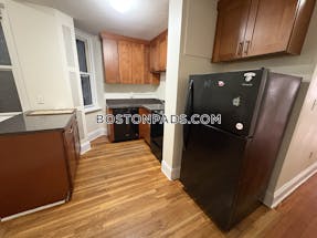 Brookline 2 Beds 1 Bath  Cleveland Circle - $3,475 No Fee