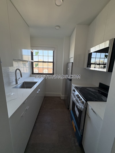 Cambridge 1 bedroom 1 baths in CAMBRIDGE  Harvard Square - $3,000 No Fee