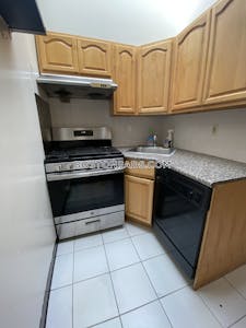 Fort Hill 5 Beds 2 Baths Boston - $5,000