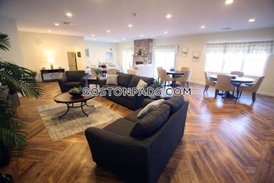 Merrimac 2 bedroom 1 baths Luxury in MERRIMAC - $3,125 No Fee