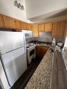 Woburn 1 bedroom 1 baths in WOBURN - $2,050 No Fee