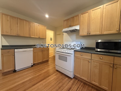 Cambridge 3 Beds 1 Bath  Central Square/cambridgeport - $3,000 No Fee