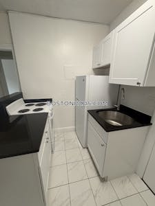 Brookline Apartment for rent 2 Bedrooms 1 Bath Coolidge Corner - $3,395 No Fee