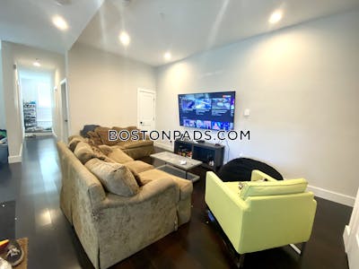 Fort Hill 7 Beds 4.5 Baths Boston - $9,500