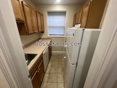 Winchester Nice 1 Bed available NOW on Elmwood Ave in Winchester  - $2,050 No Fee