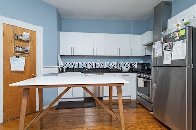 Cambridge 4-Bedroom 1-Bath Cambridge Apartment  Inman Square - $5,200 No Fee