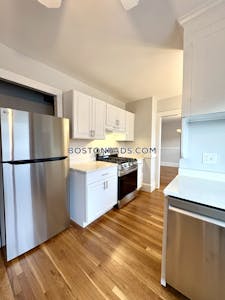 Watertown 2 bedroom 1 baths in WATERTOWN - $4,000 No Fee