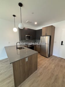 West Roxbury 2 bedroom 1.5 baths in BOSTON Boston - $3,950 No Fee