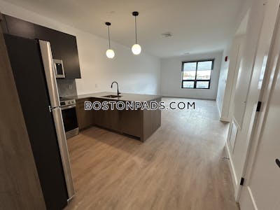 West Roxbury 1 bedroom 1 baths in BOSTON Boston - $3,200 No Fee