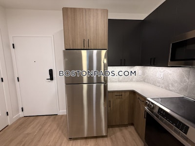 West Roxbury 1 bedroom 1 baths in BOSTON Boston - $3,200 No Fee