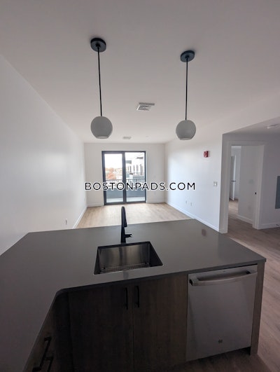 West Roxbury 1 bedroom 1 baths in BOSTON Boston - $3,200 No Fee